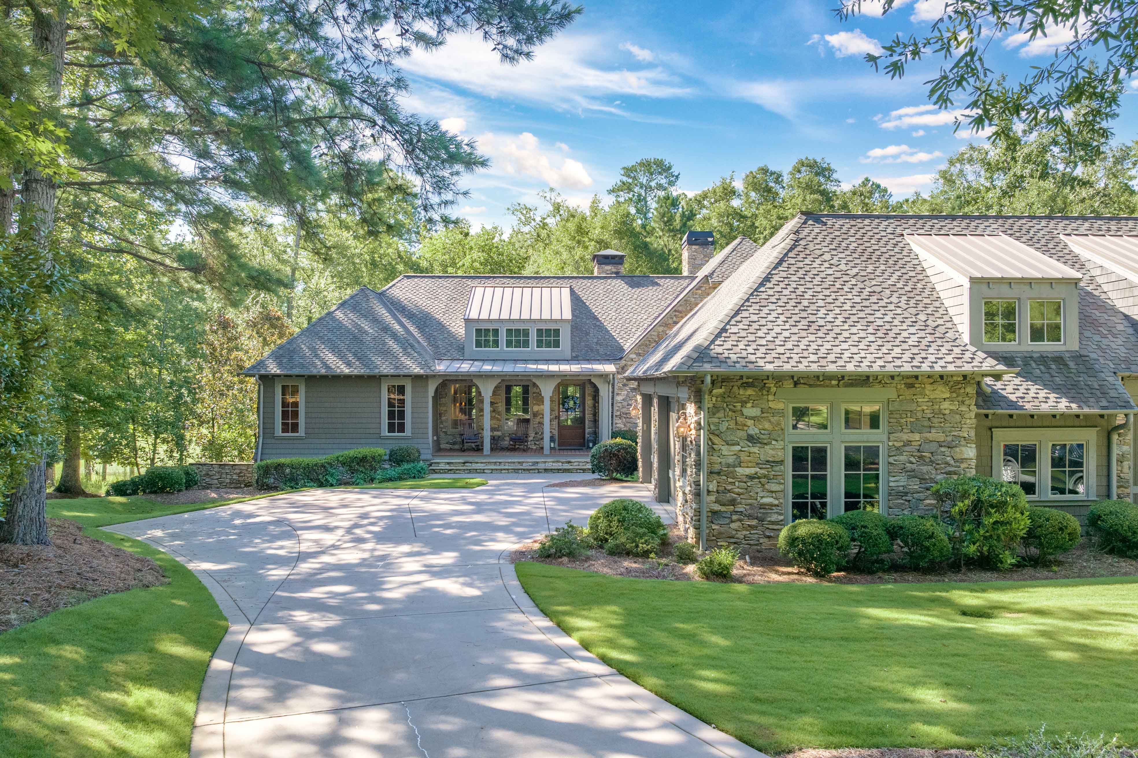 1040 Woodmont Ct. image 1